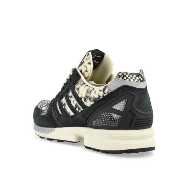 ZX 8000