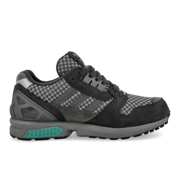 ZX 8000