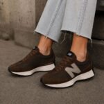 NEW BALANCE 327 | BROWN